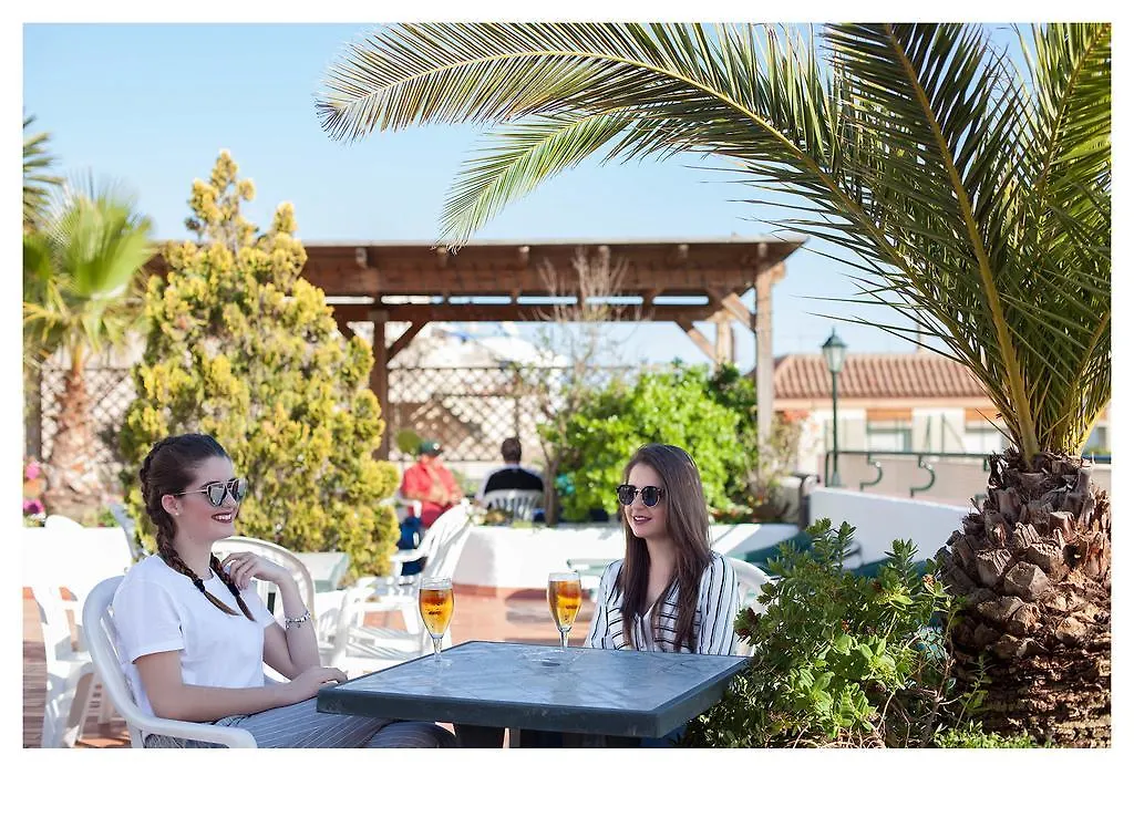 יורט דה מאר Hotel Ninays 2*, יורט דה מאר