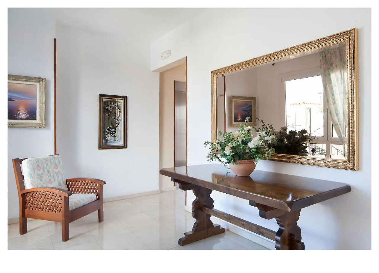 יורט דה מאר Hotel Ninays יורט דה מאר
